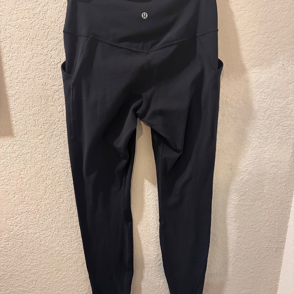 Lululemon Align high rise leggings - Picture 5 of 7